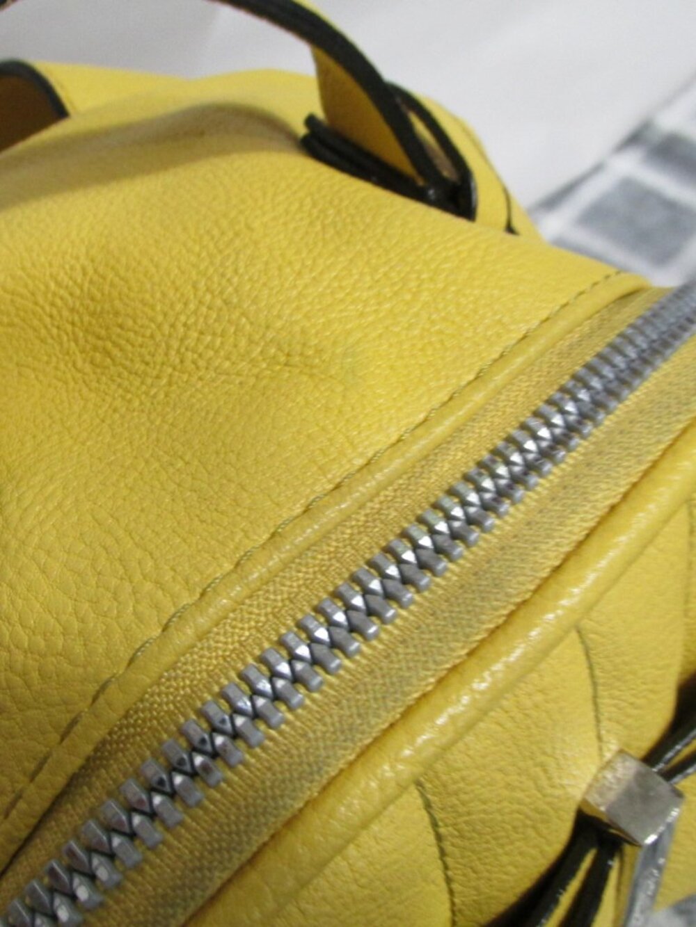 P2874-Betsey Johnson Yellow Pebble Big Bow Backpack - Picture 8 of 8